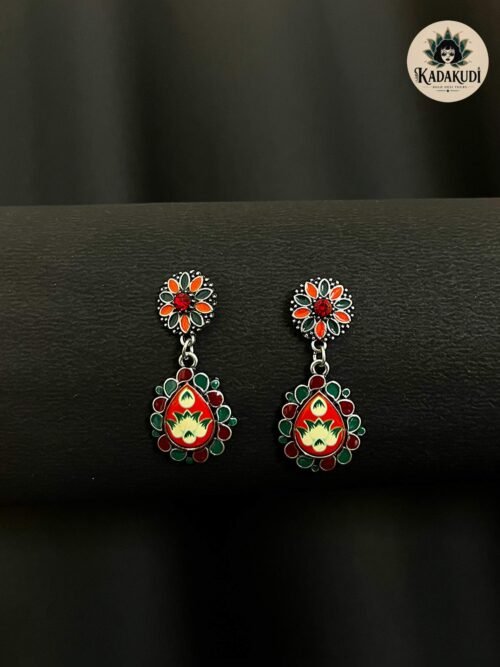 Red Meenakari Drop Earrings Red Meenakari Drop Earrings by Kadakudi